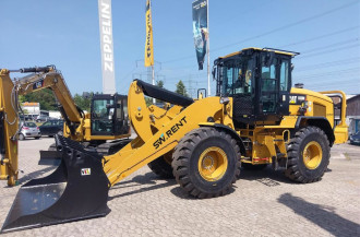 CAT 930M