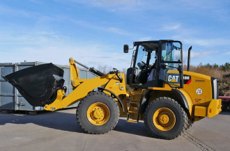 CAT 918M