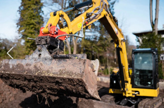 Minikoparka CAT 306