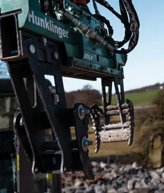 Hunklinger S 400 P Steinzange hydraulisch 