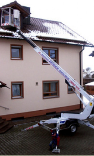 Anhänger-Arbeitsbühne 13,5m Hematec Dino T135 Straubing