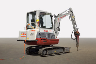 Elektro Bagger TB 228 Hybrid E/D Bad Homburg