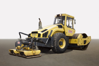Bomag BW 213 DH-4 + Plattenverdichter Trenkle Wiesbaden