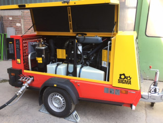 Kompressor mieten Anhänger Kaeser M114-10N