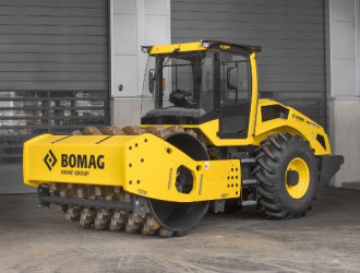 Walzenzug Bomag BW 213  Wiesbaden