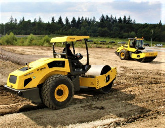 BOMAG BW 213 D-4 Singen
