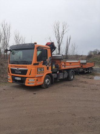 LKW mit Ladekran