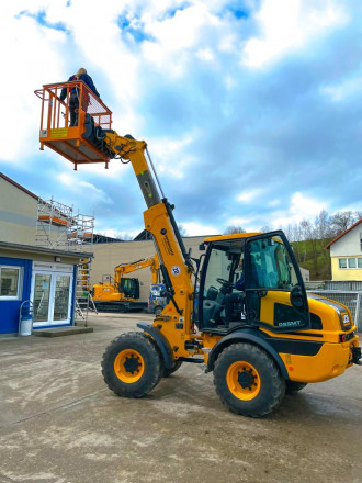 JCB Teleskop-Radlader TM220