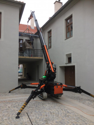Minikran BGLIFT M 250 / KR-160 Raupenkran