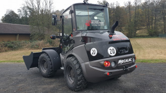 Radlader Mecalac AX1000