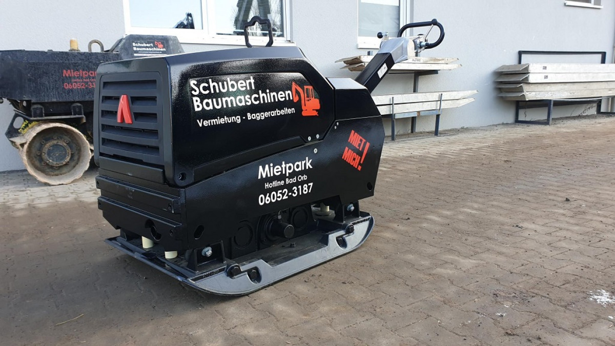 Rüttelplatte Ammann APH 85/95 mit Drei-Wellen-Erregersystem