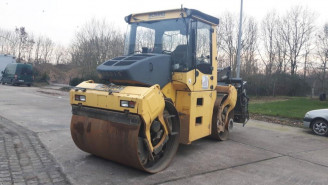 Walec tandemowy do asfaltu Bomag BW 174 AP