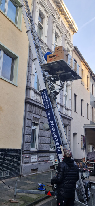 Möbellift , Möbelaufzug , Schrägaufzug , Außenaufzug , Umzugslift 