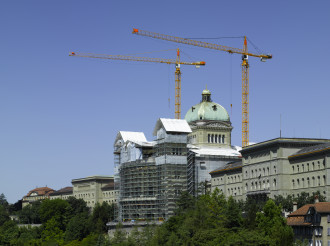 Turmdrehkrane Obendreher LIEBHERR 180 EC-H 10 Litronic Berlin