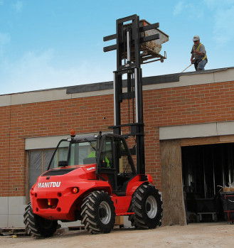 MANITOU Diesel-Geländestapler M40 
