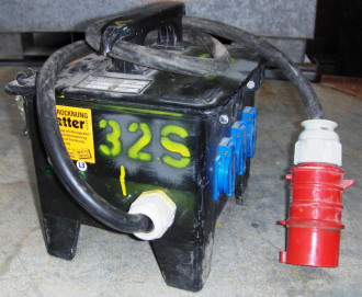 Kostka dystrybucji elektrycznej 32S Bals 32 A/9xS