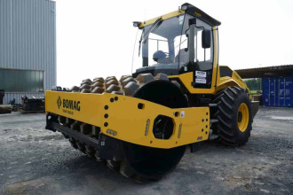 Walzenzug Bomag BW 213 PDH-5 Weißenfels