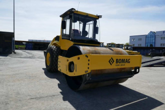 Zagęszczarka Bomag BW 213 D-5
