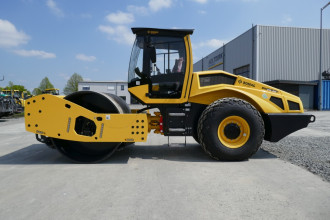Walzenzug Bomag BW 219 DH-5 Weißenfels