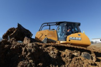 Case 1650 M 