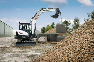 Minikoparka Bobcat E60