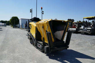 Rozściełacz asfaltu Bomag BF 200 C