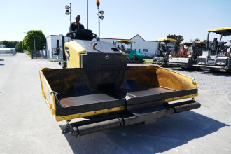 Rozściełacz asfaltu Bomag BF 200 C