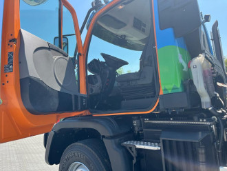 Mercedes Benz Unimog U 430