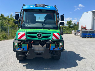 Mercedes Benz Unimog U 430