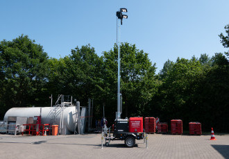 Mobiler Lichtmast /Hybrid 139.000 Lumen 