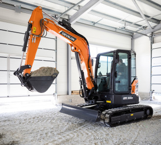 DEVELON DX 55 Mobilbagger 