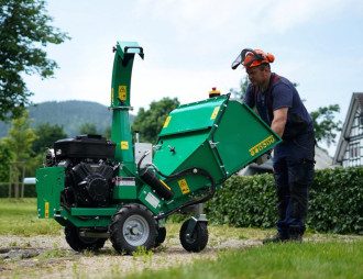 Holzhäcksler handgeführt Vogt HS 100 M Pro mit Benzin-Motor bis 10 cm Durchmesser 