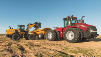 CASE 821G Radlader mit Schnellwechsler 