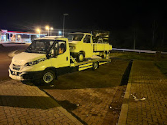 Fahrzeugtransport Wohnwagentransport Bauwagentransport Tinyhome Transport Wohnwagen Bauwagen Auto Motorrad Baumaschinen Autotransport Überführungen