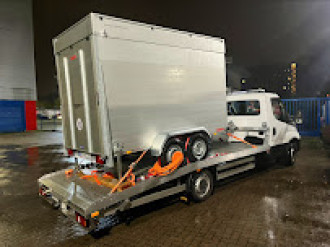 Fahrzeugtransport Wohnwagentransport Bauwagentransport Tinyhome Transport Wohnwagen Bauwagen  Auto Motorrad Baumaschinen Autotransport Überführungen
