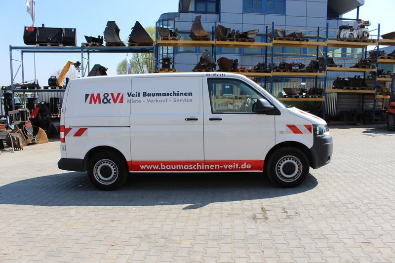 Volkswagen T5 Transporter mieten in Dettenhausen Preise