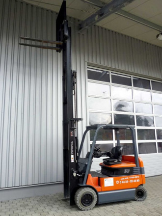 Elektrostapler Toyota 7FBMF30 Hubmaststapler Weiden in der Oberpfalz
