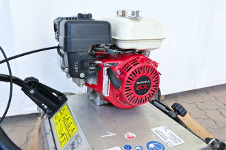 Rasen Vertikutierer 42cm, mit Benzin-Motor hohe Flächenleistung, RVL - 420, Gepa