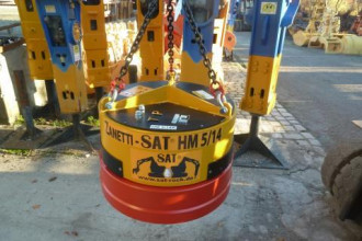 Koparka z magnesem hydraulicznym SAT HM 5/14 K 