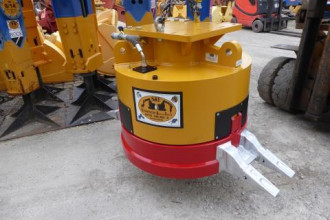 Magnes wyburzeniowy do koparki HM 14/25 AZ