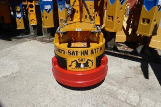 Magnes hydrauliczny do koparki HM 8/17 AK 