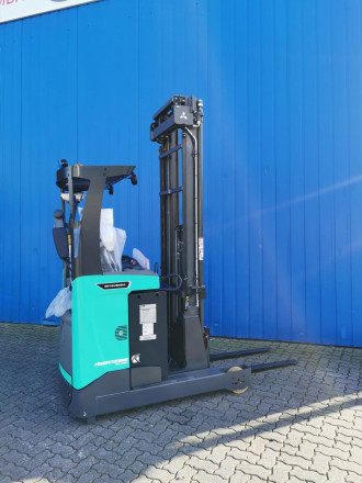 Schubmaststapler Mitsubishi RB16N3 1,6t. 7250mm