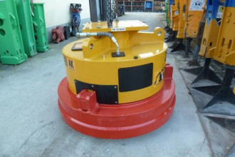 Magnes hydrauliczny Koparka do złomu HM 30/50 AK