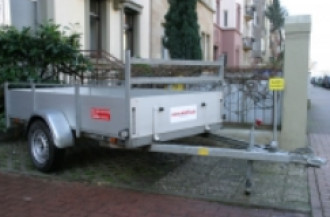 Anhänger 750kg, 250x130cm Ladefläche, offen 
