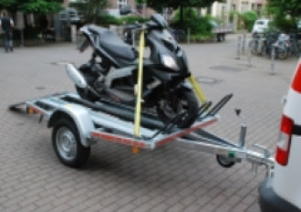 Motorradanhänger 750kg, bis 80km/h 