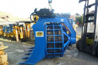 Łyżka przesiewająca koparki hydraulicznej BVR 19 C Trevi