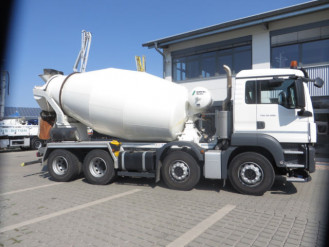 Betonmischer MAN 32.400 8x4 Stetter 9m3 