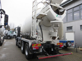 Betonmischer MAN 32.400 8x4 Stetter 9m3