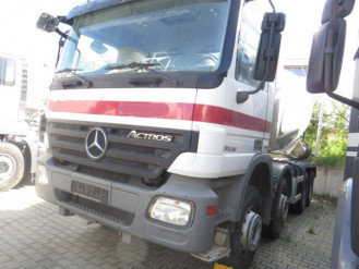 Betonmischer Mercedes Benz 3236 9 cbm