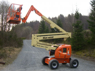 Gelenkteleskopbühne JLG 450 AJ 